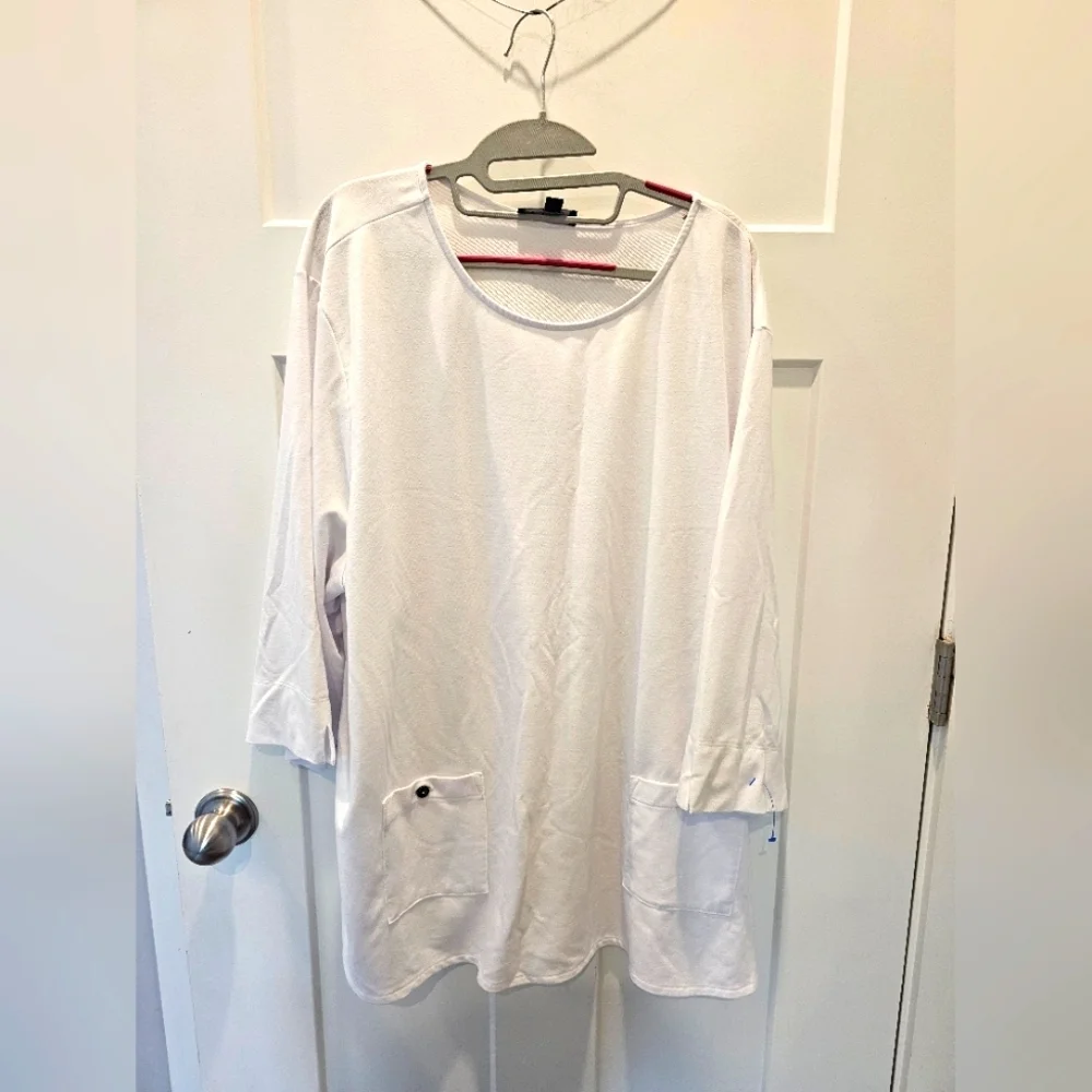 N Touch White Tunic Top 3X Plus Size 3/4 Sleeve Pockets Stretch Knit